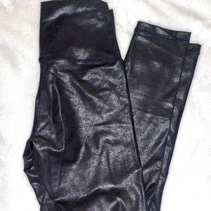 Offline by Aerie black crackle leggings